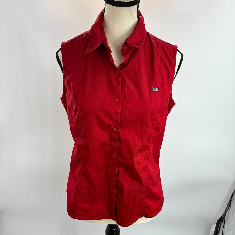 Petite Sophisticate Red Sleeveless Button Front Blouse Women’s M Petite USA Flag
